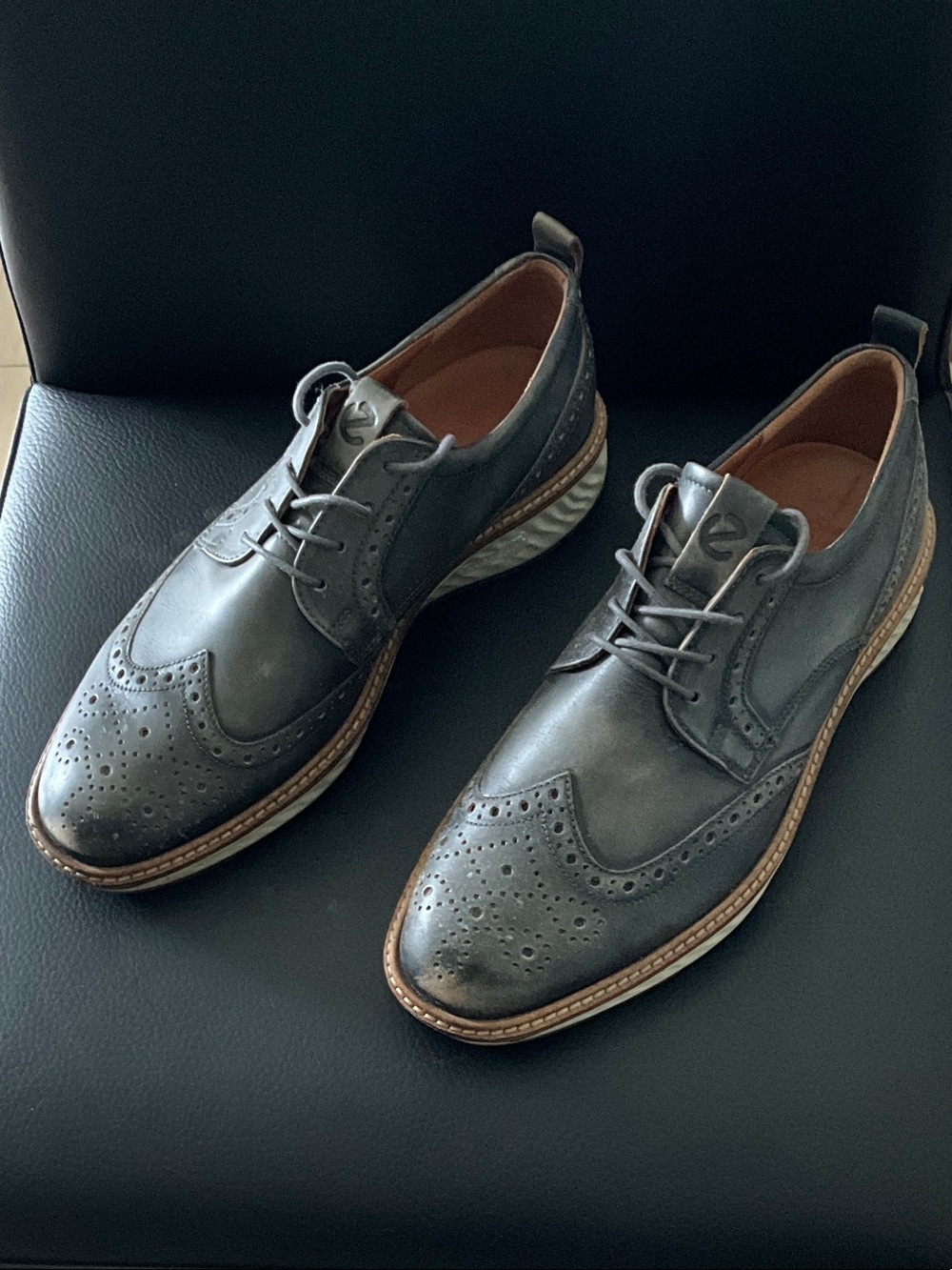 Ecco Men's Wingtip Derby Shoes in Gray with Brown Soles